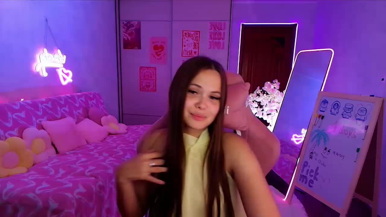 kirakiralove09 Adult Chat September 4, 2026