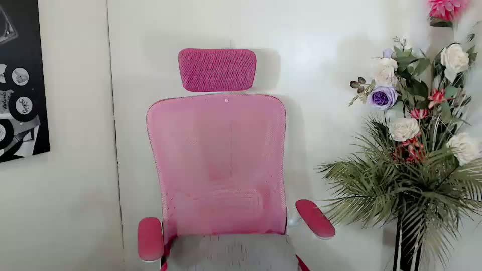 naughtyiyahxxx Adult Chat September 4, 2026