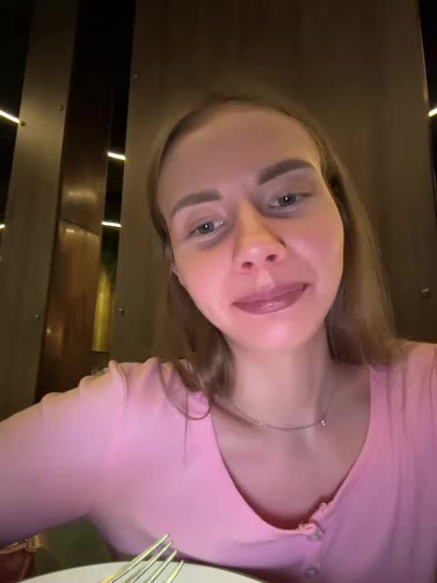 VikkiExtraCheese Adult Chat September 4, 2026
