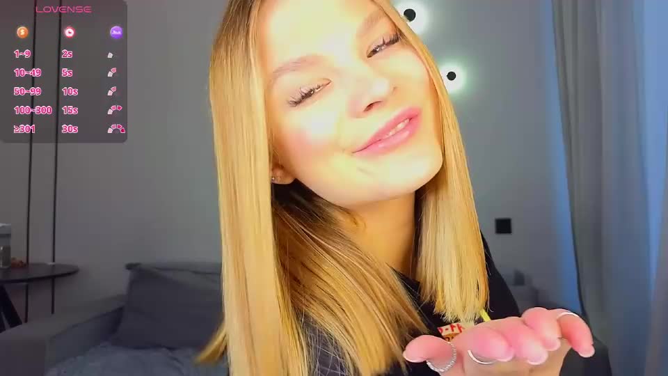 lovely_babyy Adult Chat September 4, 2026