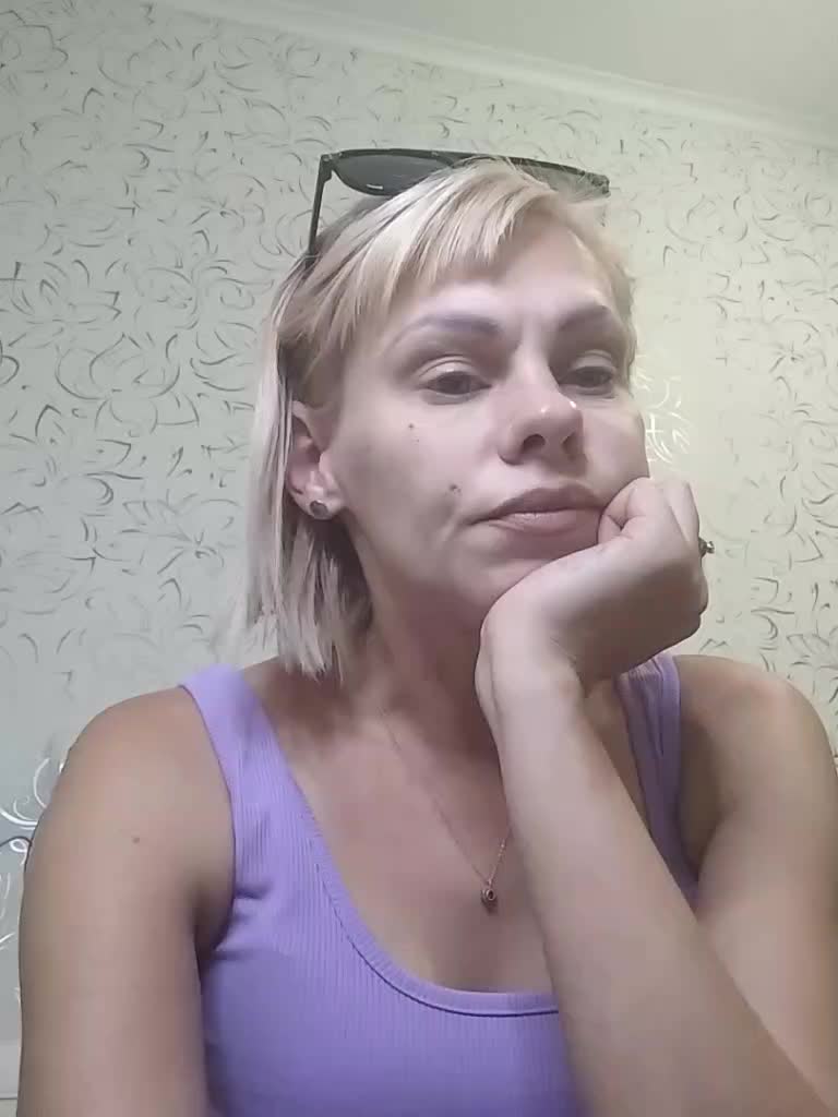JulieSilver Adult Chat September 3, 2026
