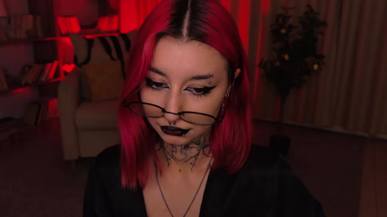 MistressMarcelline Adult Chat September 4, 2026