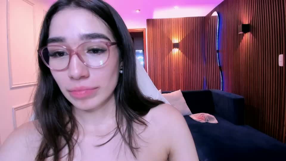 emma_caarter Adult Chat September 4, 2026
