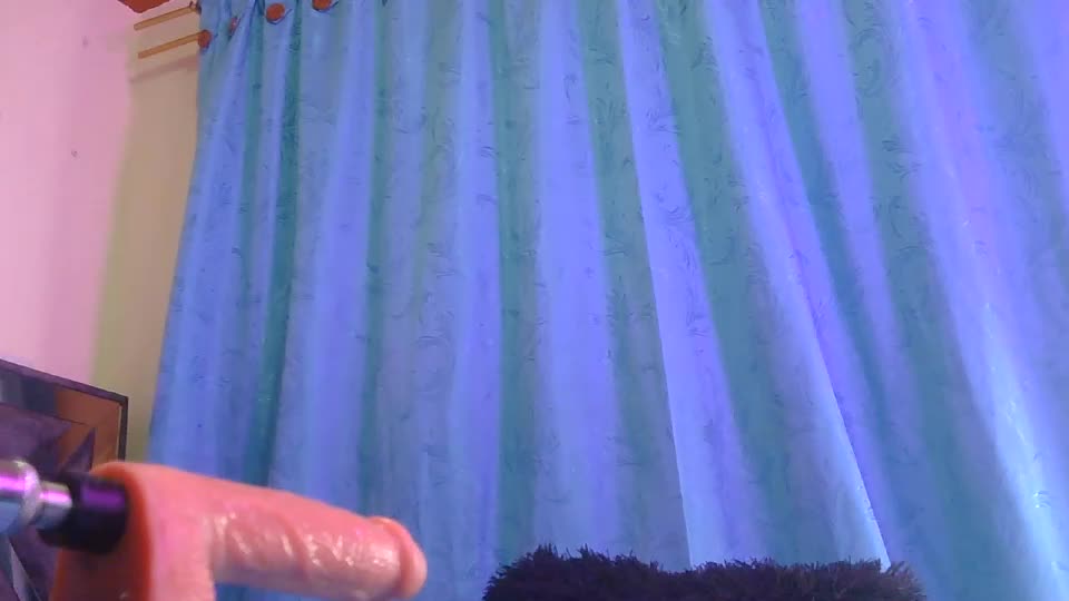 tiiny_emiily Adult Chat September 4, 2026