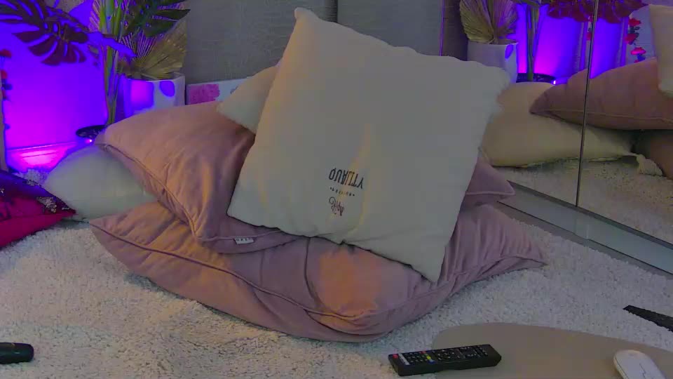 metishacaprice Adult Chat September 4, 2026