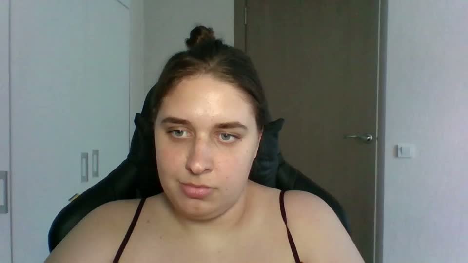 hess_luna_ Adult Chat September 4, 2026