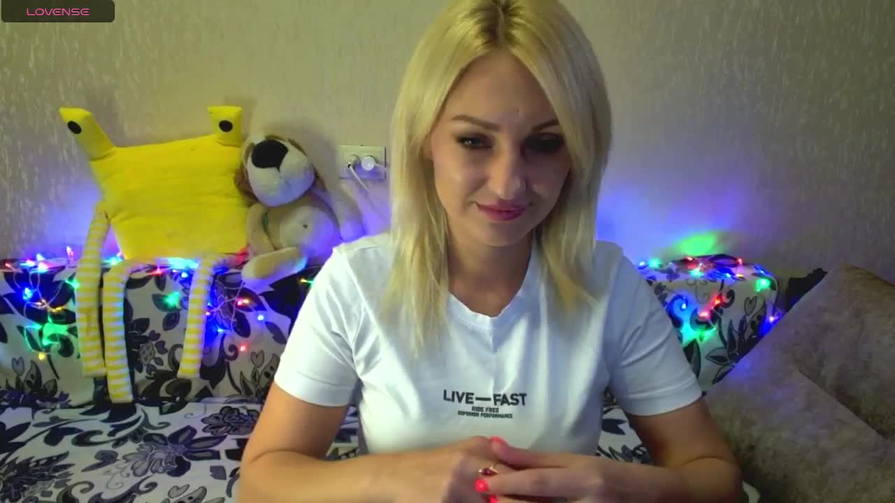 AnnaDeVille Adult Chat September 6, 2026