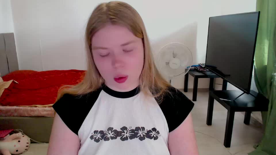 kitten_jenny01 Adult Chat September 5, 2026