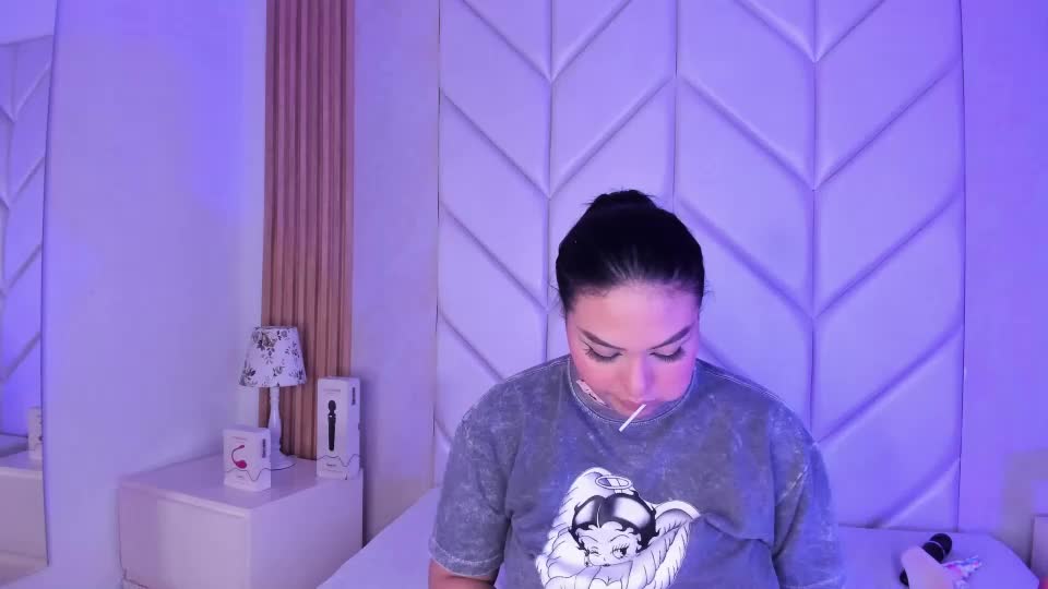naomiwhitee Adult Chat September 5, 2026
