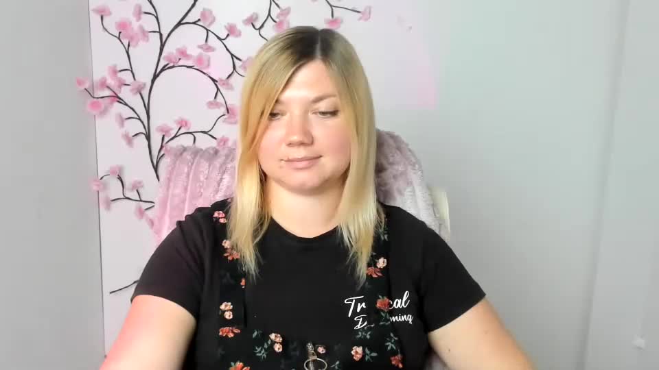 molly_moree Adult Chat September 6, 2026