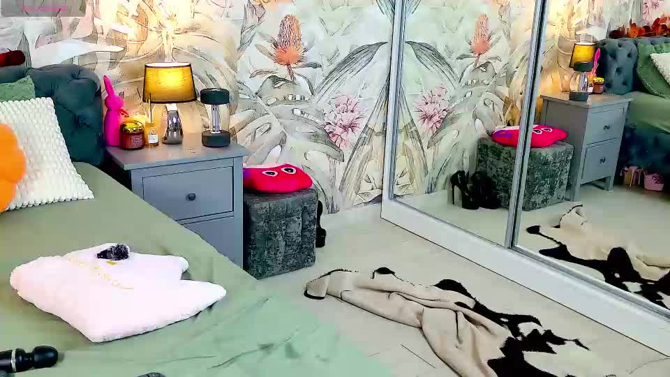 _lisa_sunny Adult Chat September 6, 2026