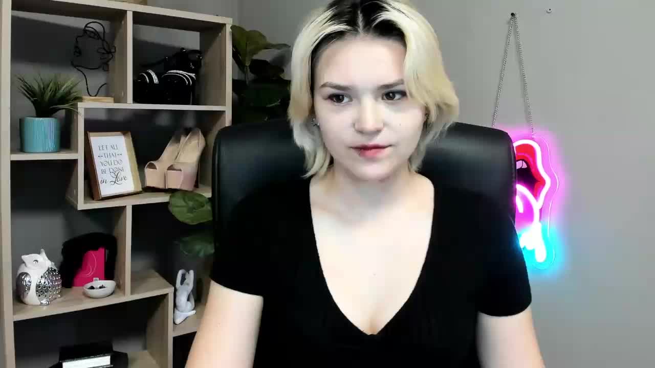 SweetLilyxo Adult Chat September 6, 2026