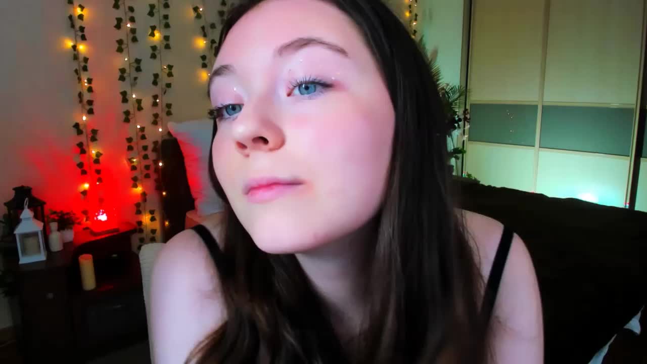 AlluringLookk Adult Chat September 6, 2026