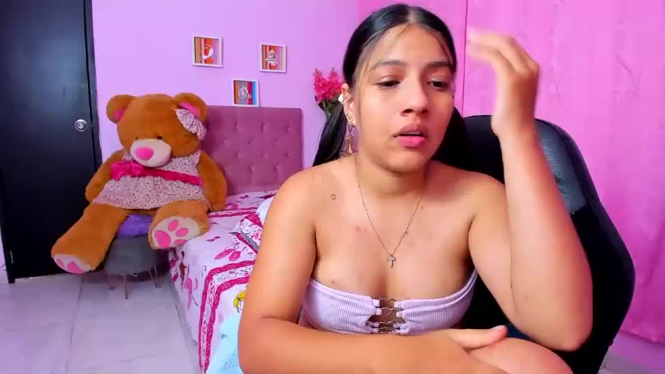 zara_cute18 Adult Chat September 6, 2026