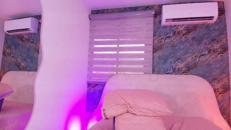 valerie_arias Adult Chat September 6, 2026