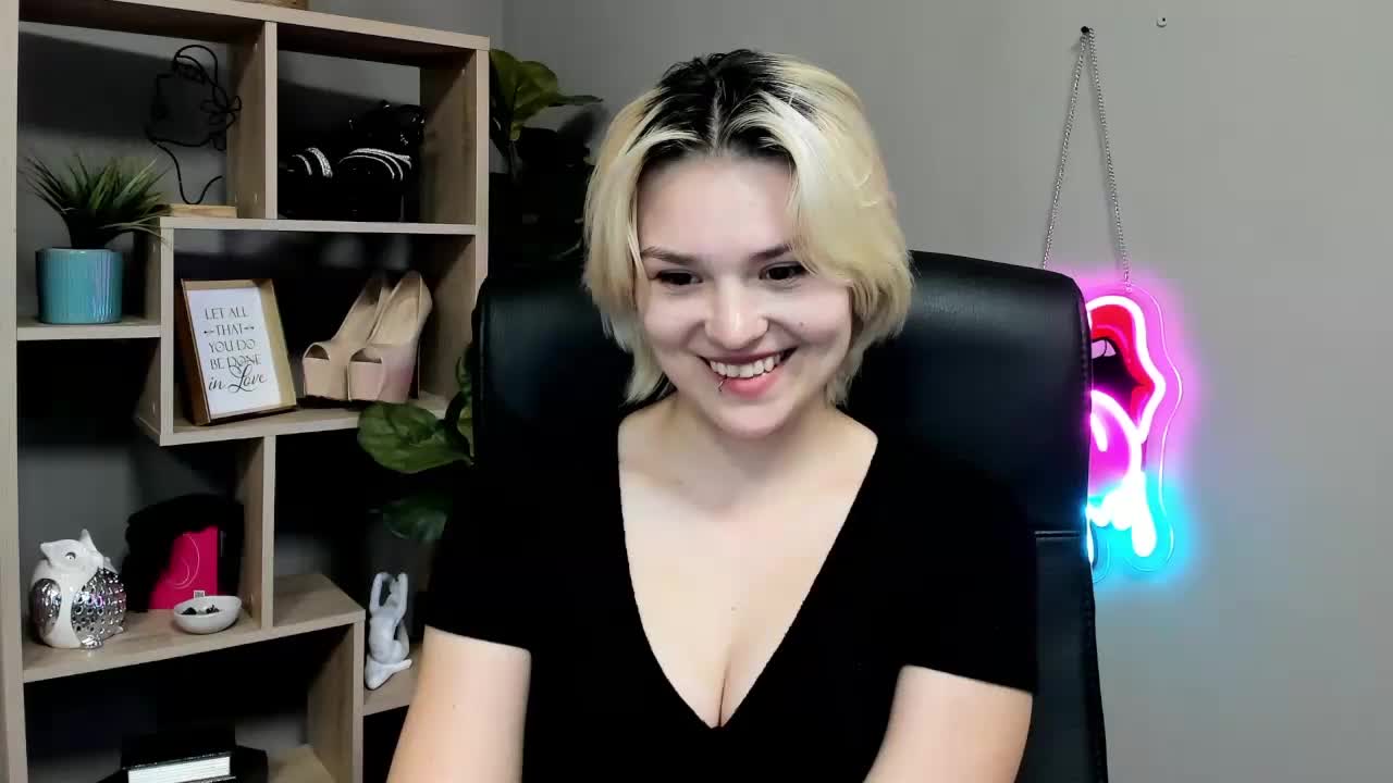 SweetLilyxo Adult Chat September 6, 2026