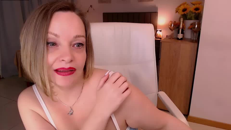 tilly_eliot Adult Chat September 7, 2026