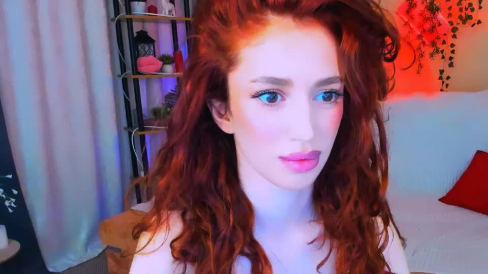 christinaconteeree Adult Chat September 7, 2026