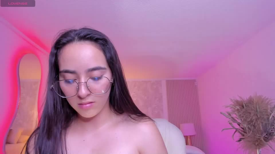 emiilyy_parker_ Adult Chat September 7, 2026