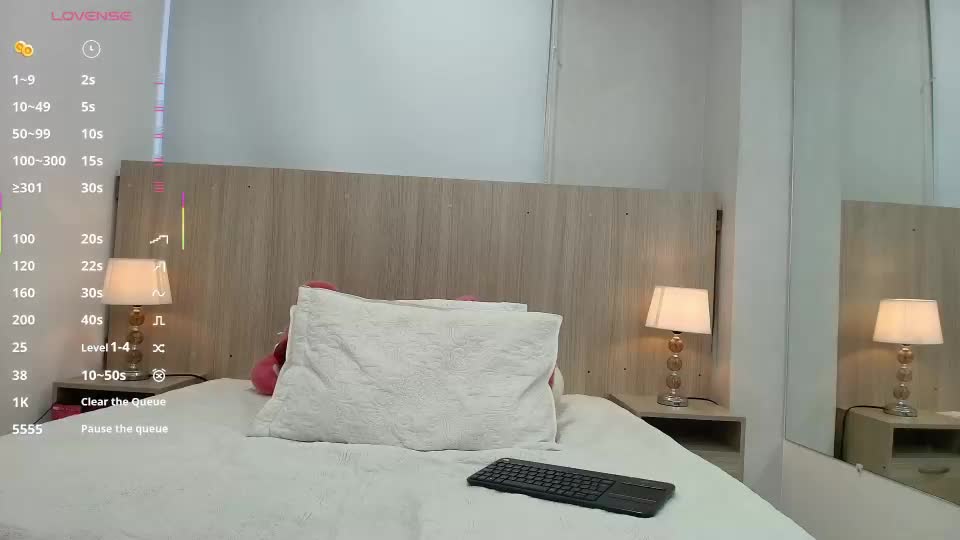 mia_mercier Adult Chat September 7, 2026