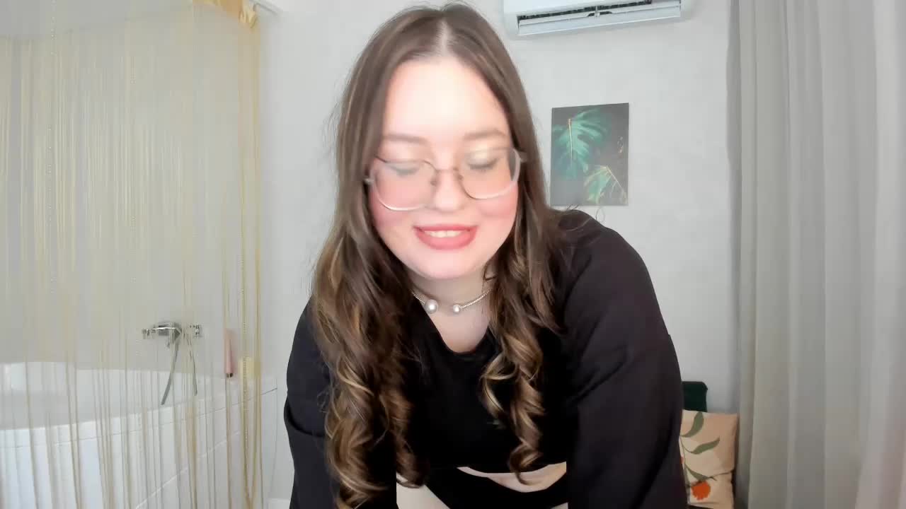 HoneyGlow Adult Chat September 7, 2026