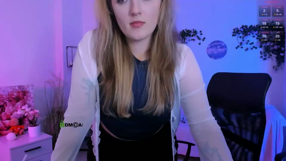 luna_berryy Adult Chat September 7, 2026