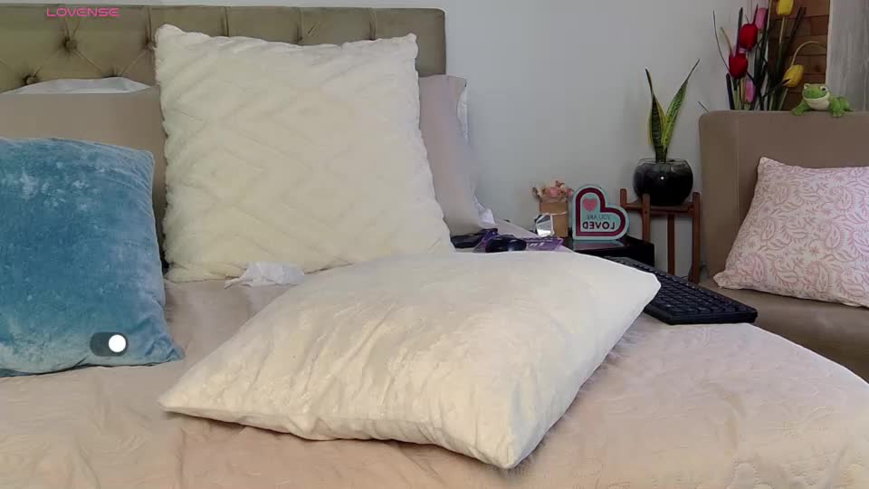 reese_yanella Adult Chat September 7, 2026