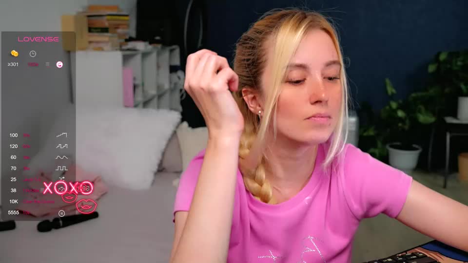 super_peach_stream Adult Chat September 7, 2026