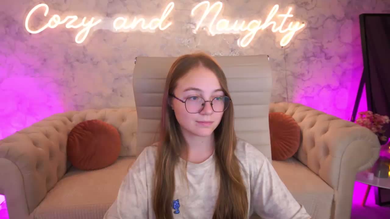 ArrinaWairr Adult Chat September 7, 2026