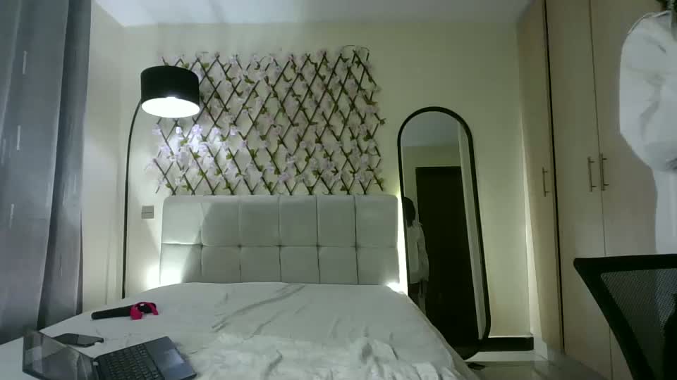 mis_kaylee Adult Chat September 7, 2026
