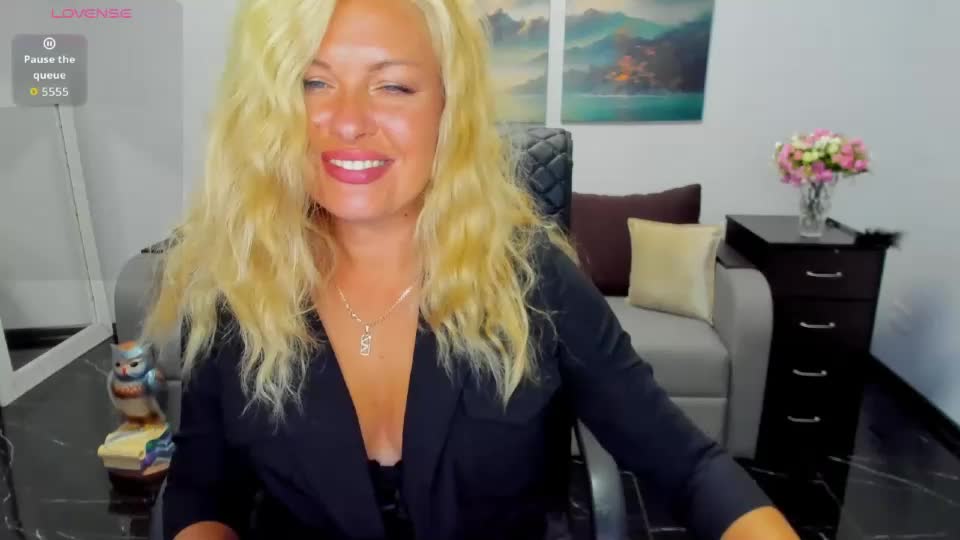 mira_whitme Adult Chat September 7, 2026