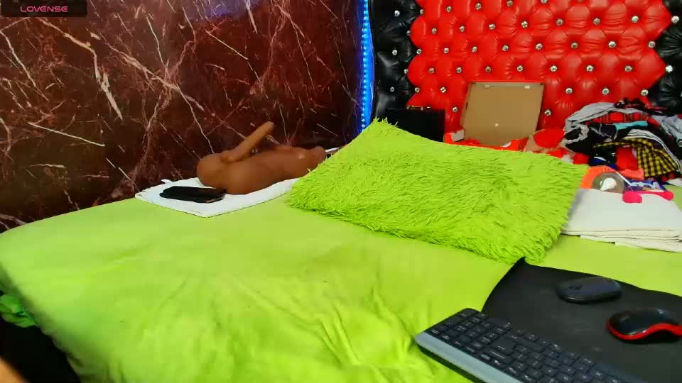 slutty_milf_bitch Adult Chat September 7, 2026