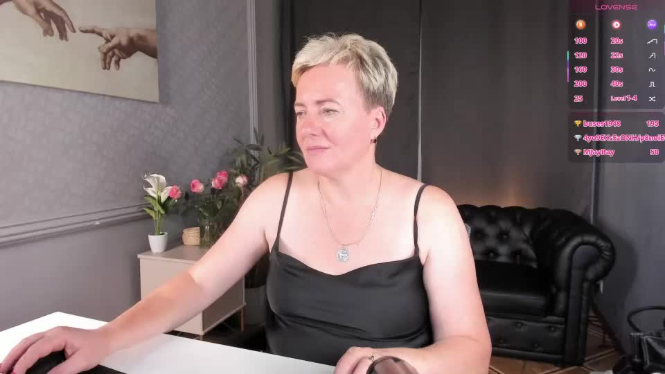 nika_smit Adult Chat September 7, 2026