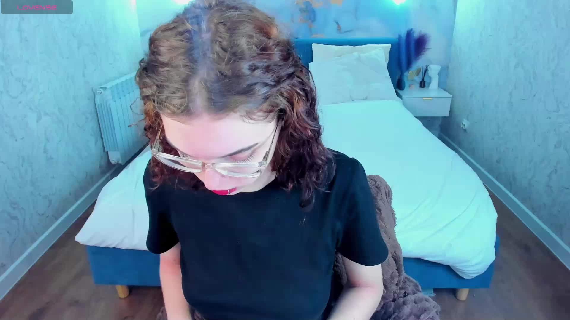 Wullwet-rav Adult Chat September 7, 2026