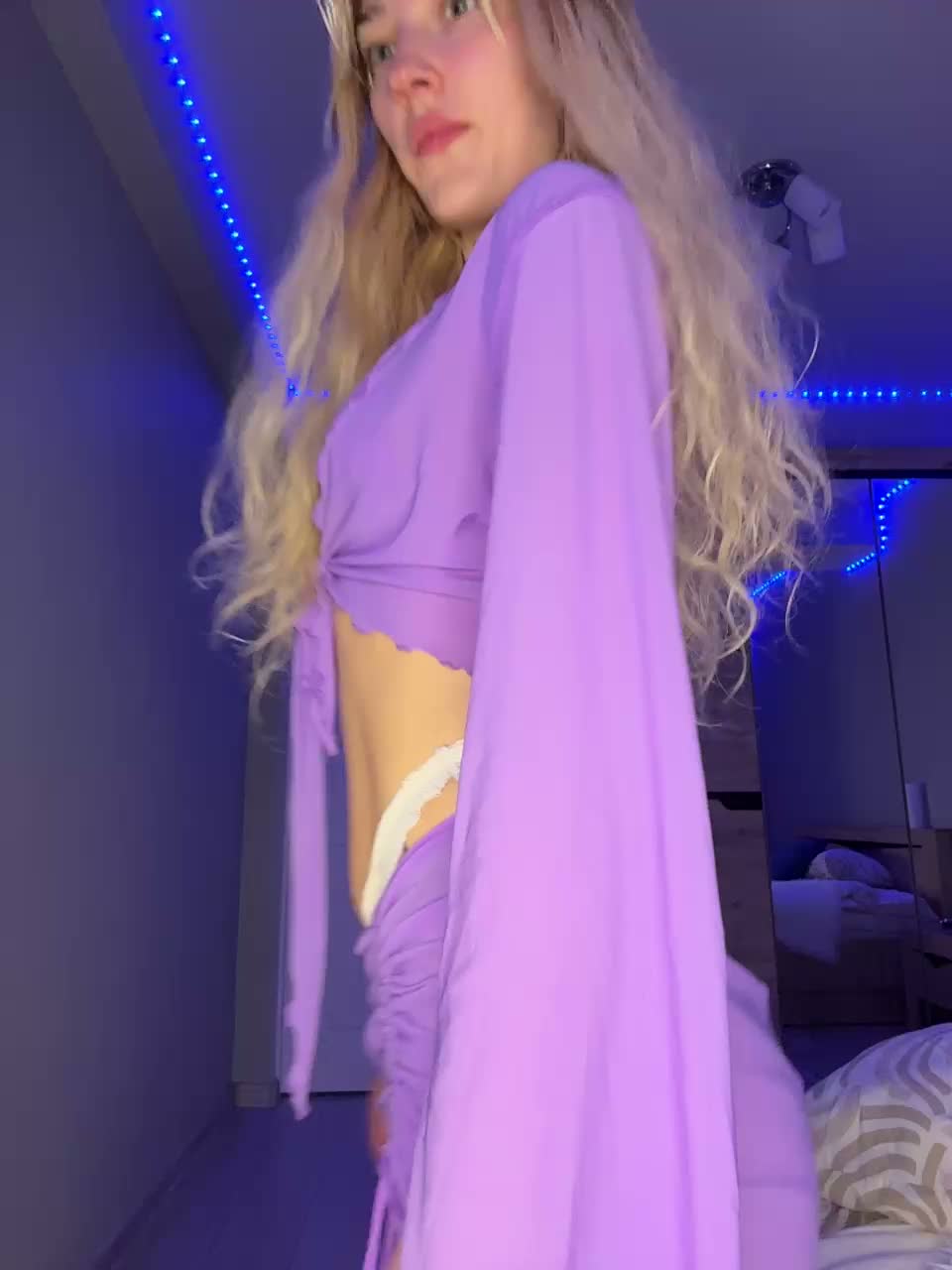 AlinnaAnnila Adult Chat September 8, 2026