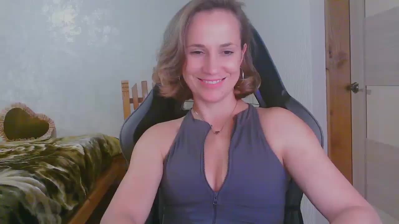 CristaQ Adult Chat September 8, 2026