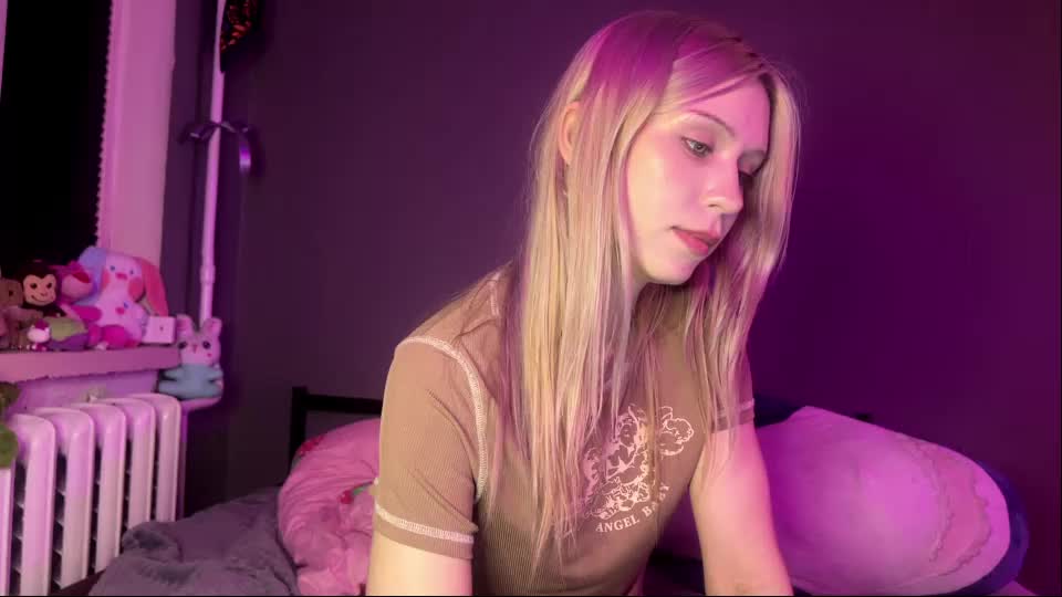 sexy_cute18 Adult Chat September 8, 2026