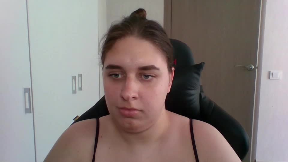hess_luna_ Adult Chat September 9, 2026