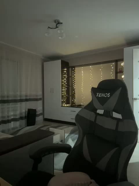 Vika19981 Adult Chat September 9, 2026