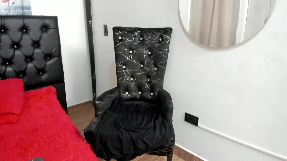 kitty_f00x Adult Chat September 9, 2026