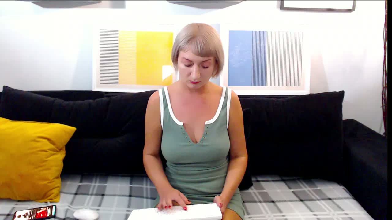 laraloveblis1 Adult Chat September 9, 2026