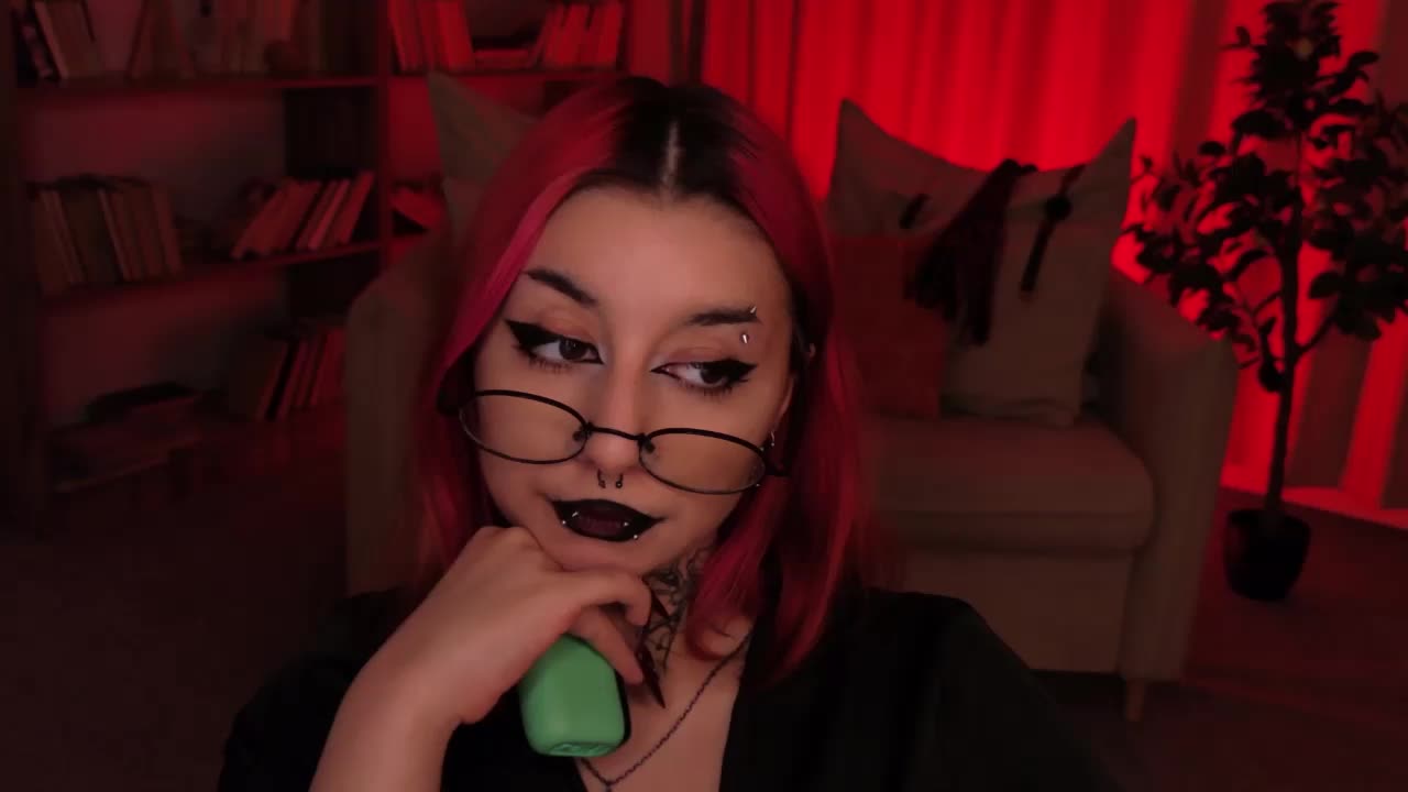 MistressMarcelline Adult Chat September 9, 2026