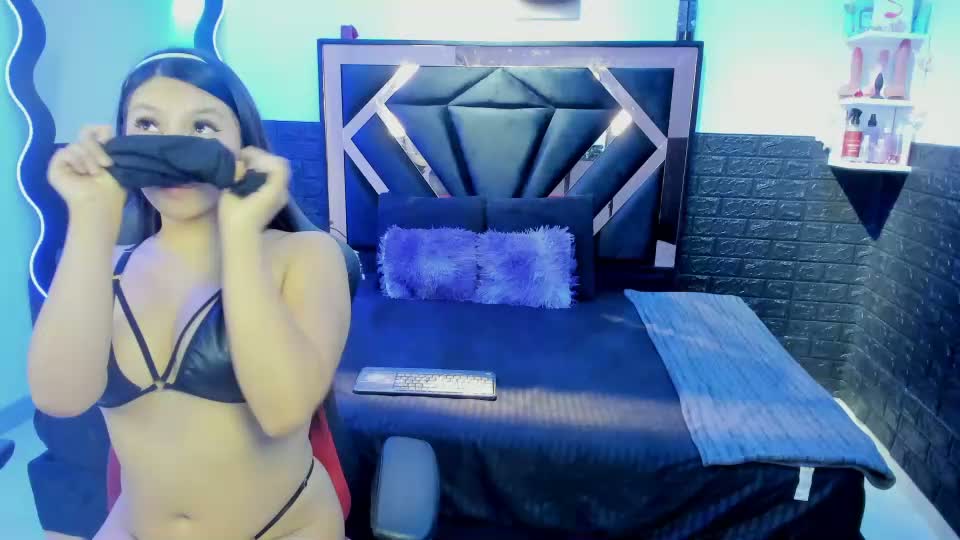 queen_jen Adult Chat September 10, 2026