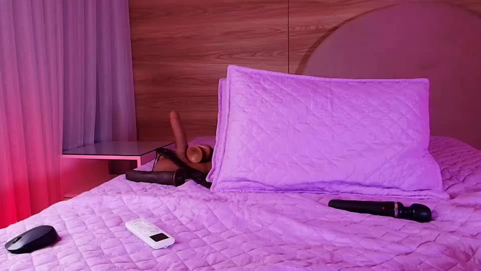 kiaralopez_ Adult Chat September 9, 2026