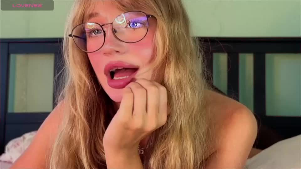 carolinecrystal Adult Chat September 10, 2026