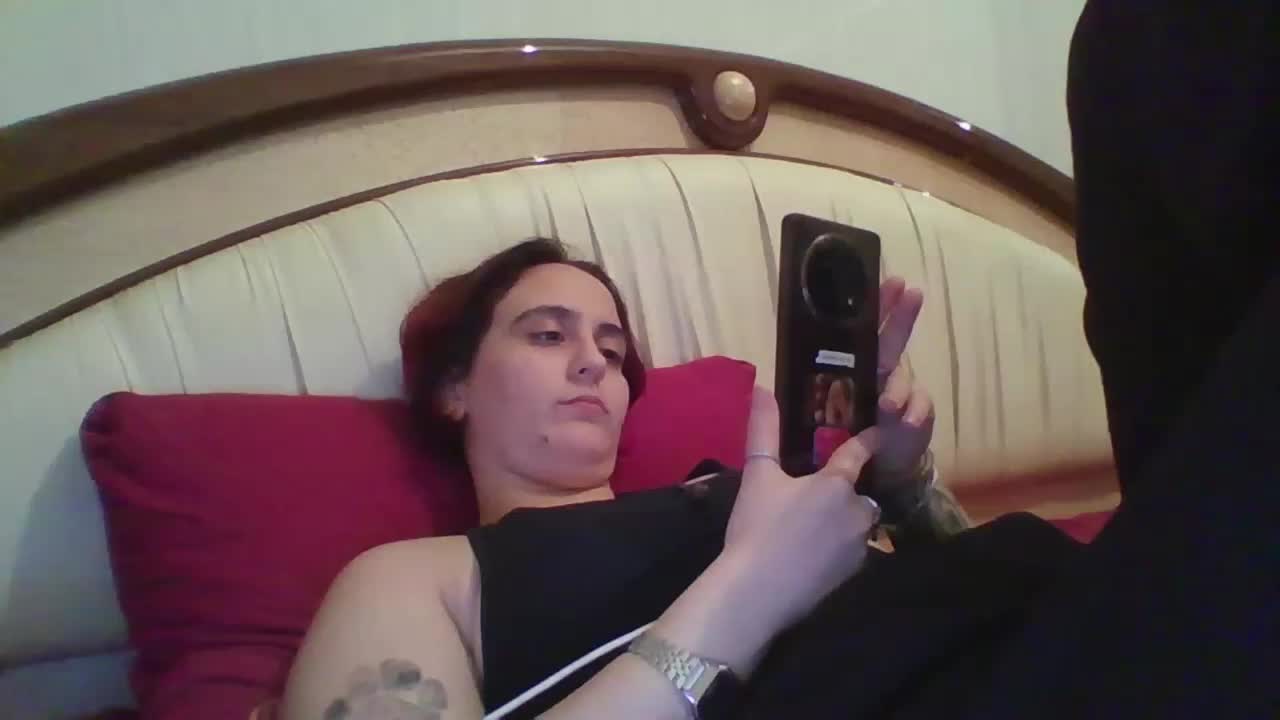 Hotredhead01 Adult Chat September 10, 2026