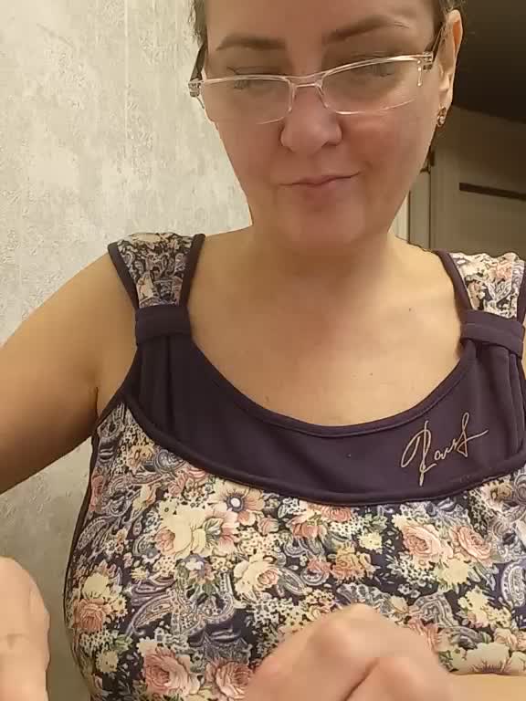 SexiestJess45 Adult Chat September 10, 2026