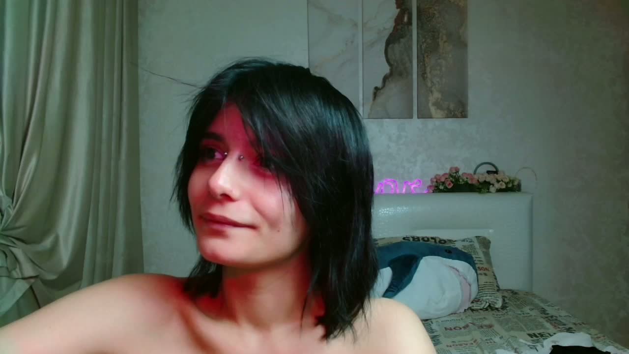 TheSluttyFox Adult Chat September 10, 2026