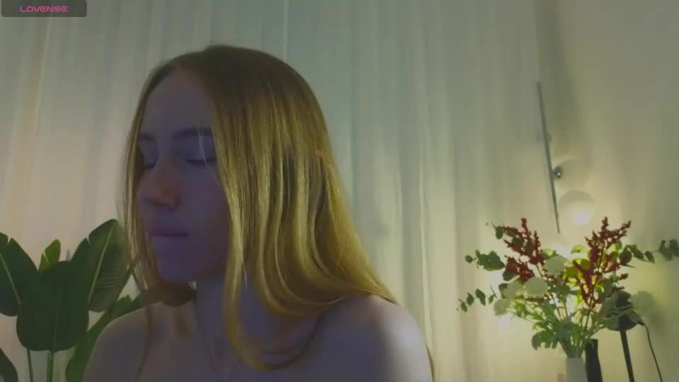 cuute_angell Adult Chat September 10, 2026