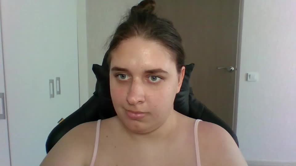 hess_luna_ Adult Chat September 11, 2026